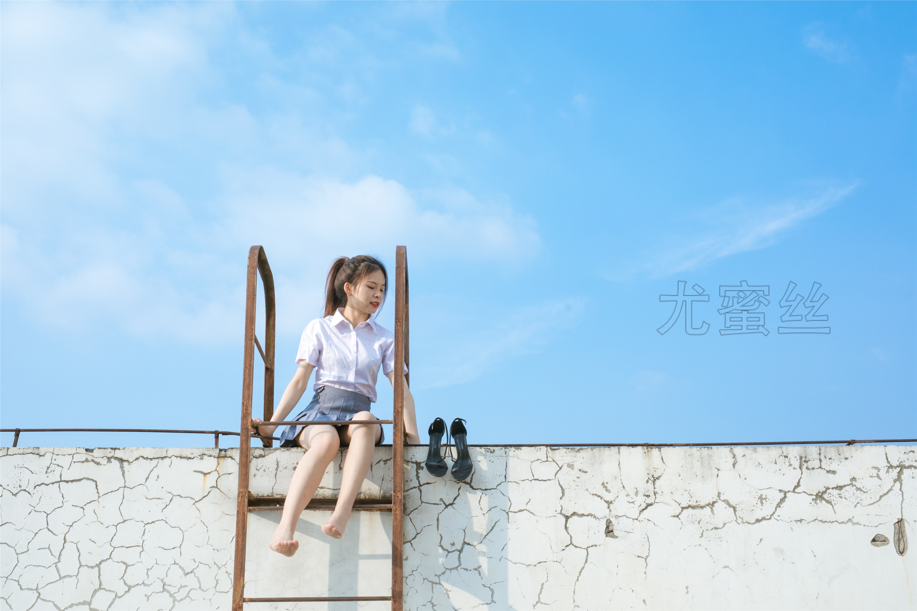 尤蜜丝 穿搭写真 NO.035